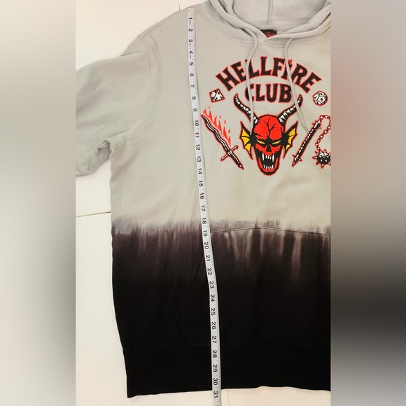 Stranger Things XL (46/48) Men's Hellfire Club Pullover Hoodie Grey Black - Picture 6 of 10